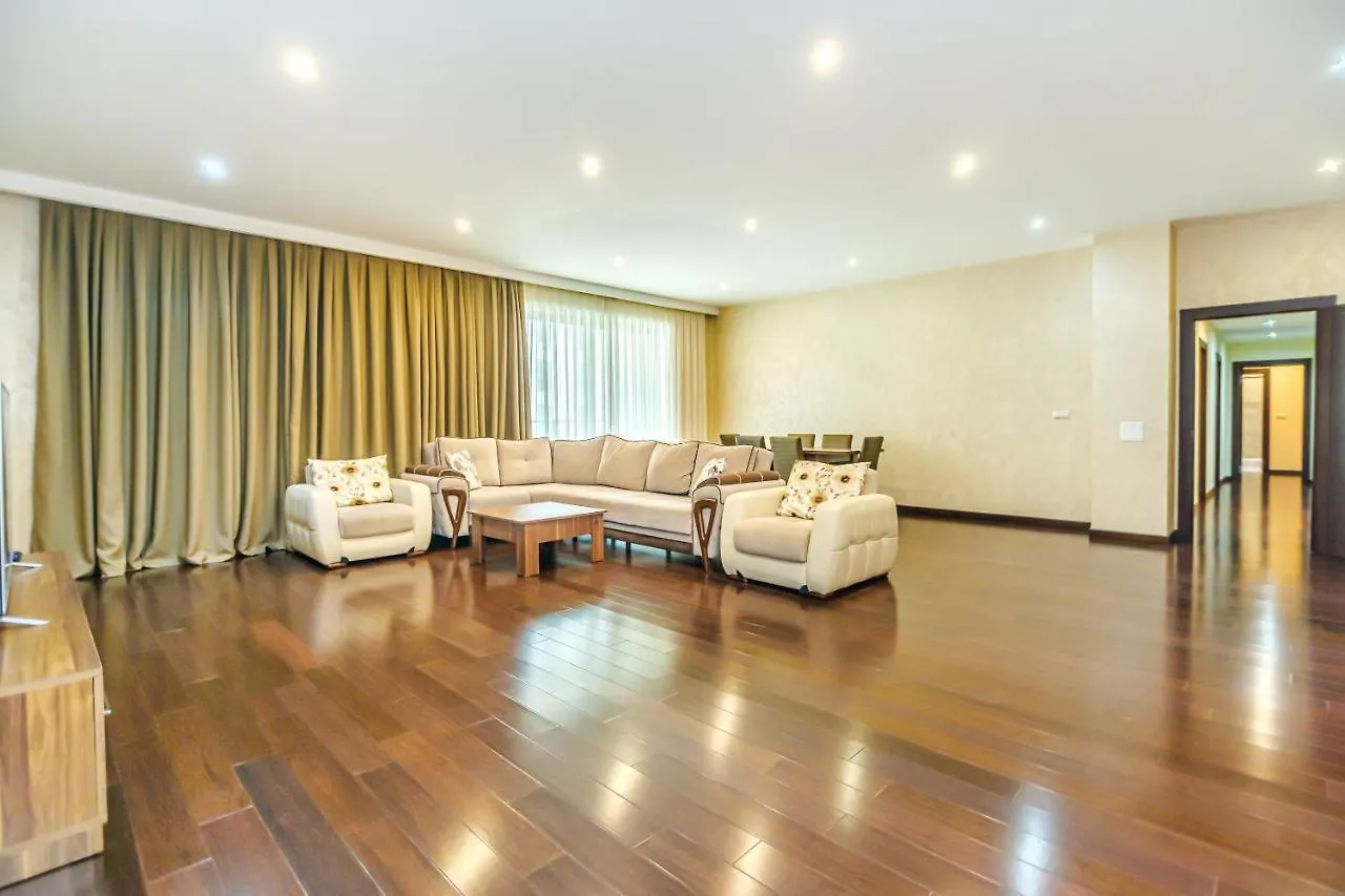 Port Baku Residance Family Room 710 A
