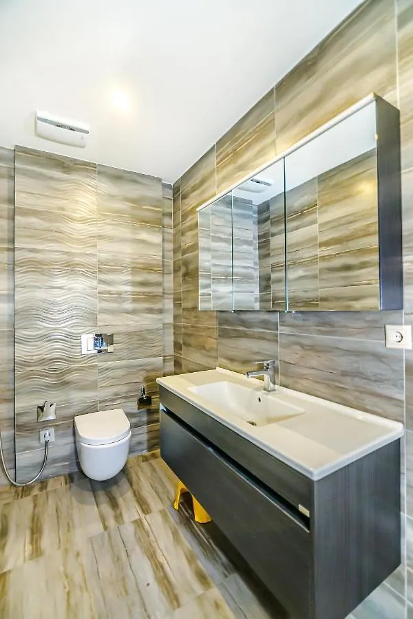 Port Baku Residance Family Room 710 A