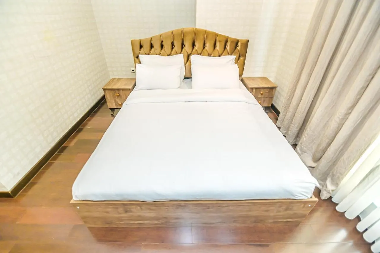 Port Baku Residance Family Room 710 A 0*,